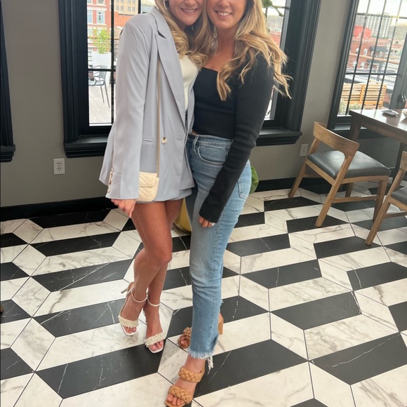 Blazer and shorts coord set - Picture 2 of 10